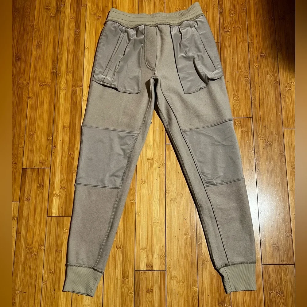 ALO Yoga Polar Fleece Jogger in Gravel Anthracite Size S - Picture 9 of 16